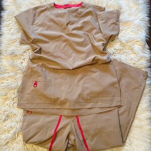 Carhartt women’s scrubs